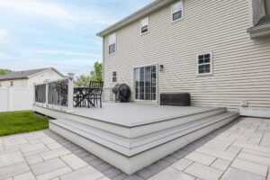 Saboski_Deck-3