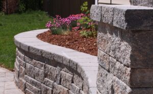 sitting-retaining-walls-pillars-slide-4 (1)